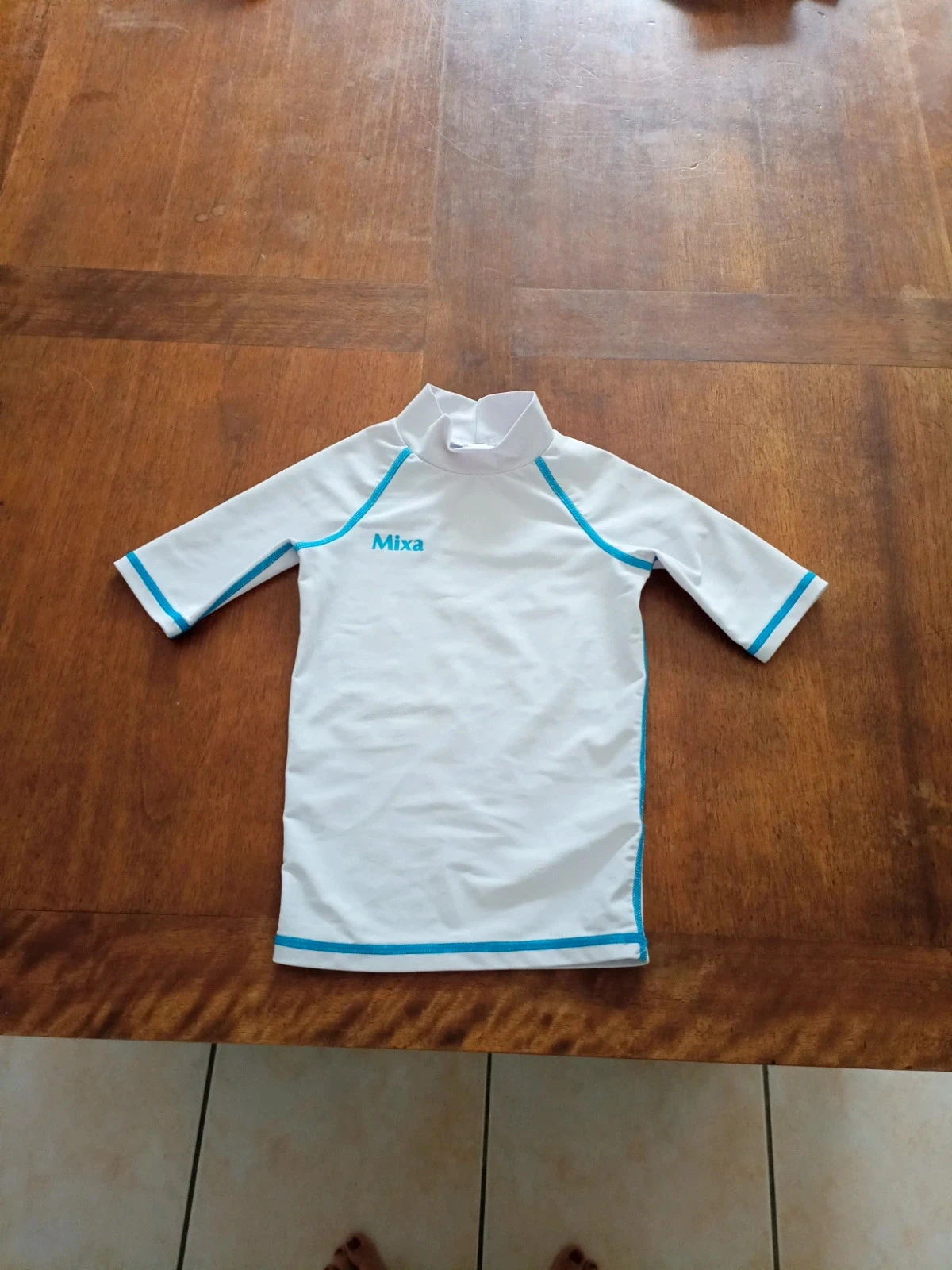 T-shirts anti uv taille 3-4 ans